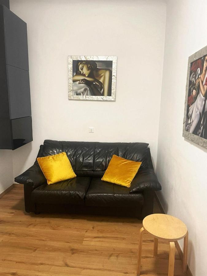 Piccolo Appartamento Nel Cuore Di Trieste Luaran gambar
